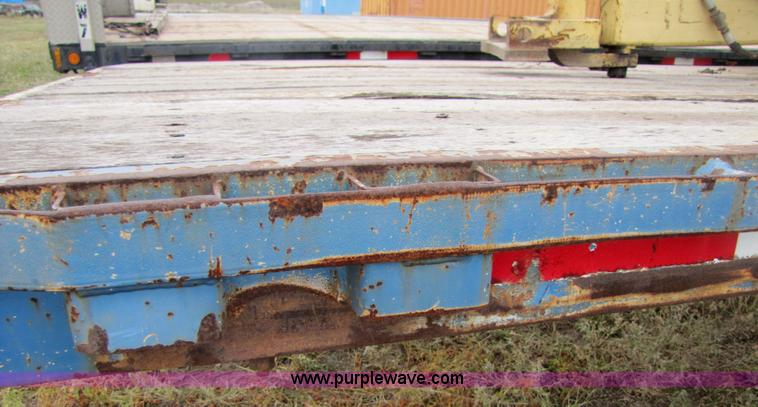 image for item 3602 2000 Lufkin FL-II-ST 48' flatbed trailer