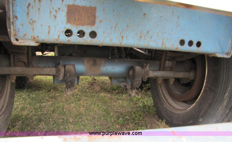 image for item 3602 2000 Lufkin FL-II-ST 48' flatbed trailer