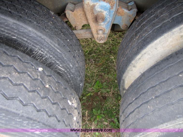 image for item 3602 2000 Lufkin FL-II-ST 48' flatbed trailer