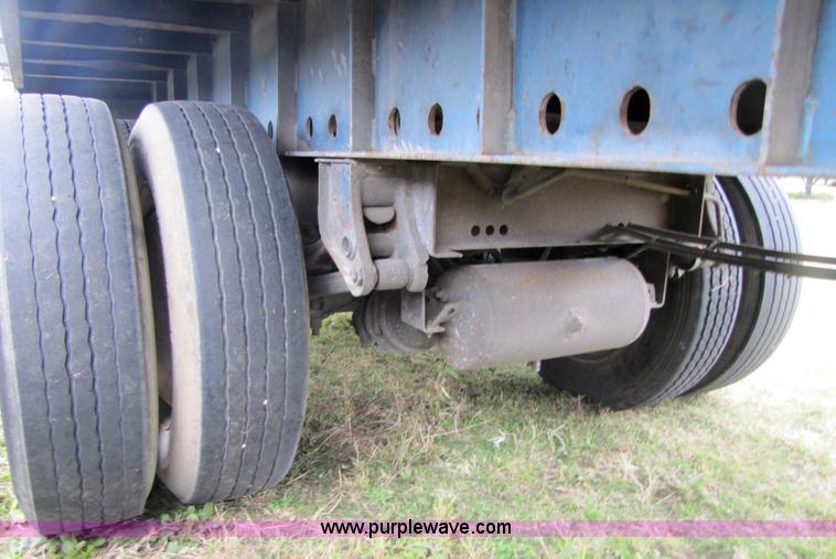 image for item 3602 2000 Lufkin FL-II-ST 48' flatbed trailer