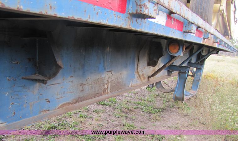image for item 3602 2000 Lufkin FL-II-ST 48' flatbed trailer