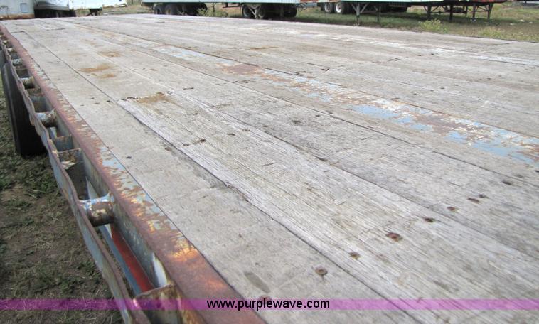 image for item 3602 2000 Lufkin FL-II-ST 48' flatbed trailer