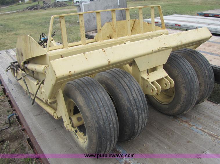 image for item 3603 Reynolds 60 scraper