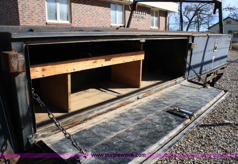 image for item 4762 Pickup bed