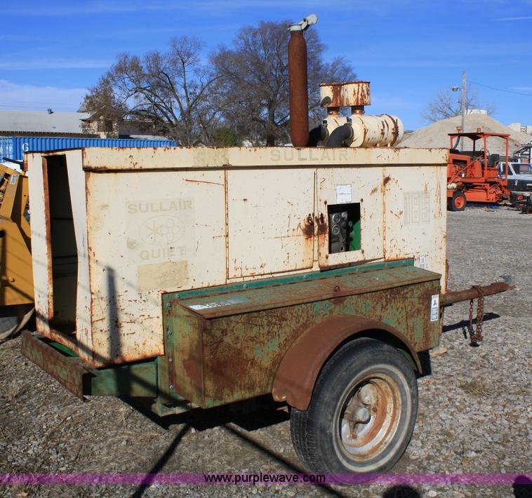 image for item 4767 Sullair 185 air compressor