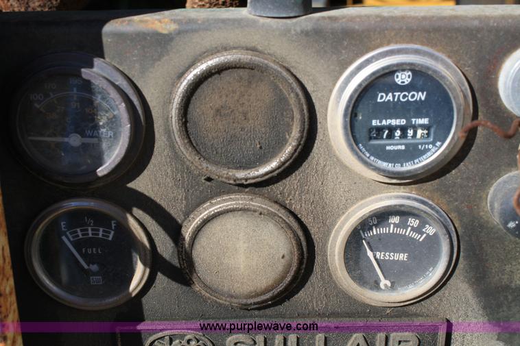 image for item 4767 Sullair 185 air compressor