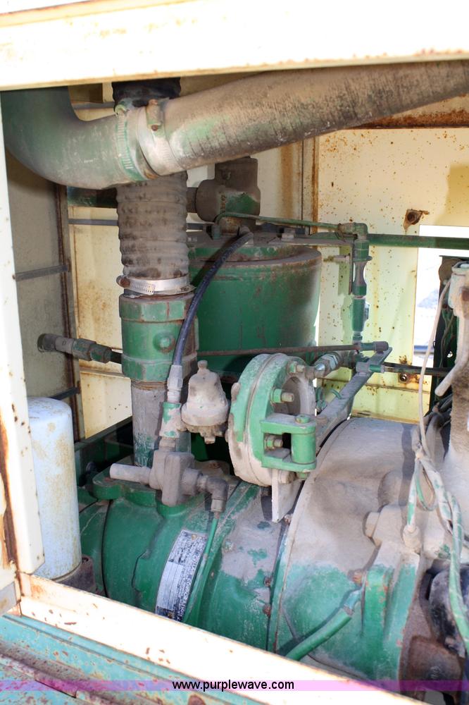 image for item 4767 Sullair 185 air compressor