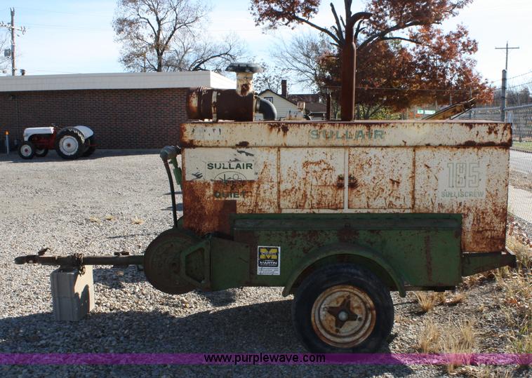 image for item 4768 Sullair 185 air compressor