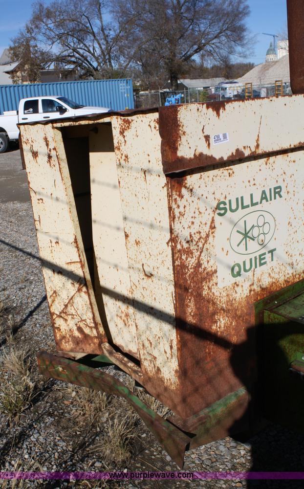 image for item 4768 Sullair 185 air compressor