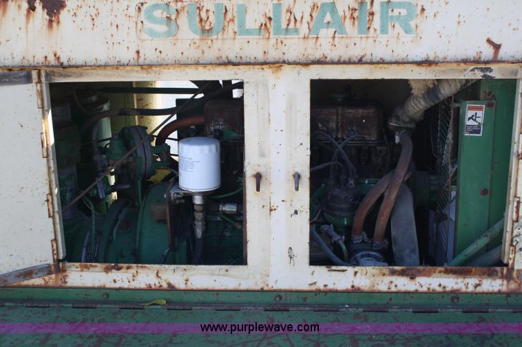 image for item 4768 Sullair 185 air compressor