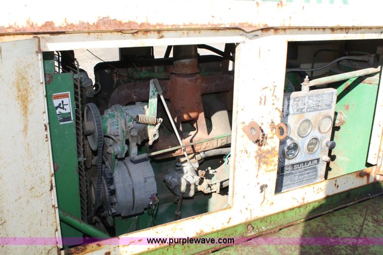 image for item 4768 Sullair 185 air compressor