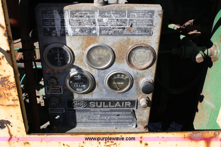 image for item 4768 Sullair 185 air compressor