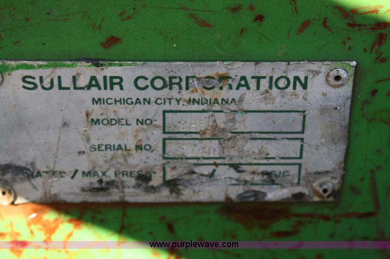 image for item 4768 Sullair 185 air compressor