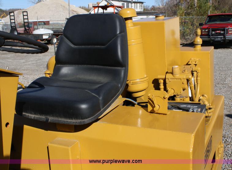 image for item 4770 1979 Roscoe roller