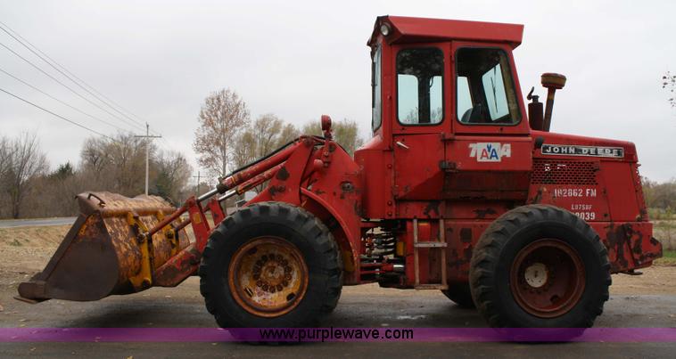 image for item 4788 1970 John Deere 544 wheel loader