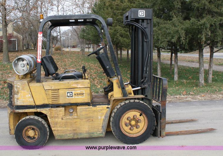 image for item 4792 Caterpillar V50D forklift