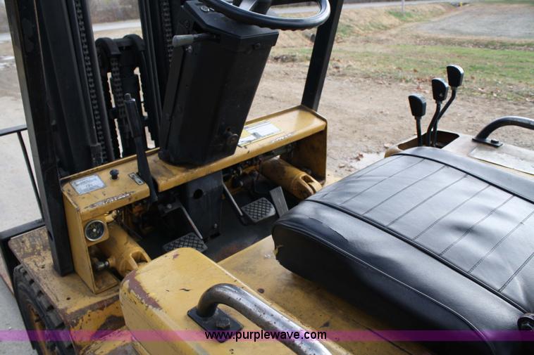 image for item 4792 Caterpillar V50D forklift