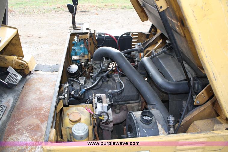 image for item 4792 Caterpillar V50D forklift