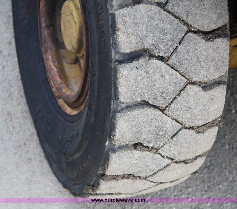 image for item 4792 Caterpillar V50D forklift