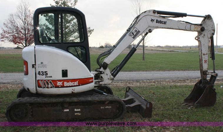 image for item 4819 2004 Bobcat 435G ZHS compact excavator