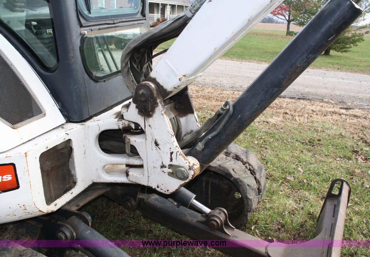 image for item 4819 2004 Bobcat 435G ZHS compact excavator