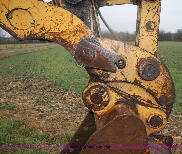 image for item 4820 2001 Caterpillar 320CL excavator