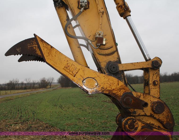 image for item 4820 2001 Caterpillar 320CL excavator