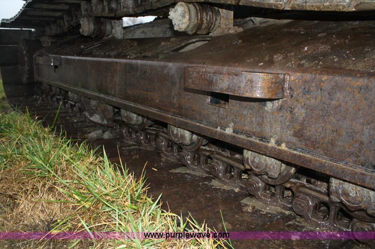 image for item 4820 2001 Caterpillar 320CL excavator