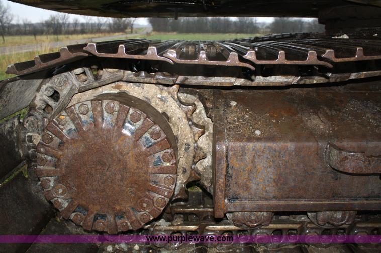 image for item 4820 2001 Caterpillar 320CL excavator