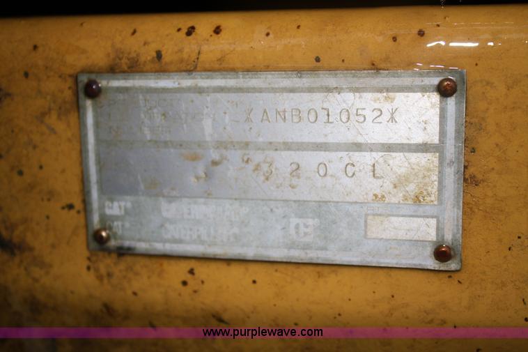 image for item 4820 2001 Caterpillar 320CL excavator