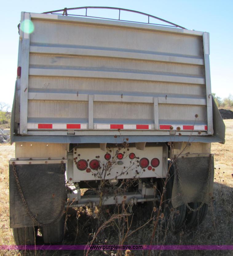 image for item 5157 1990 Fruehauf 24' end dump trailer