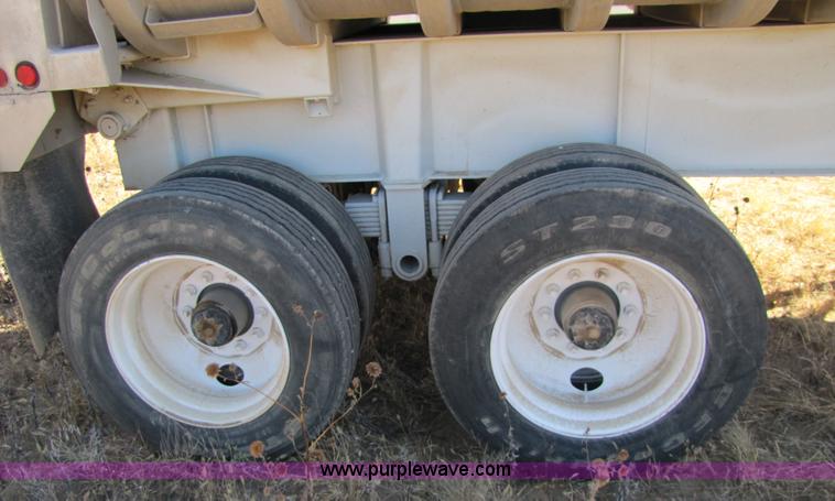 image for item 5157 1990 Fruehauf 24' end dump trailer