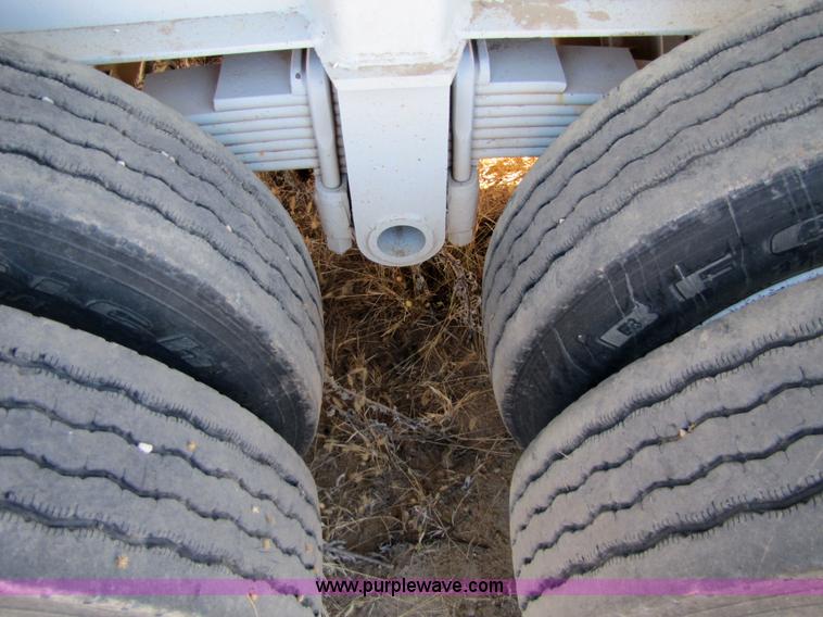 image for item 5157 1990 Fruehauf 24' end dump trailer