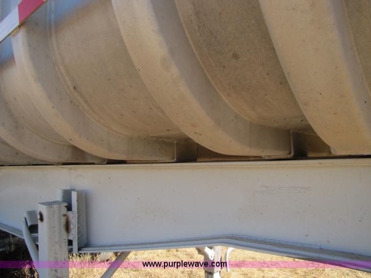 image for item 5157 1990 Fruehauf 24' end dump trailer