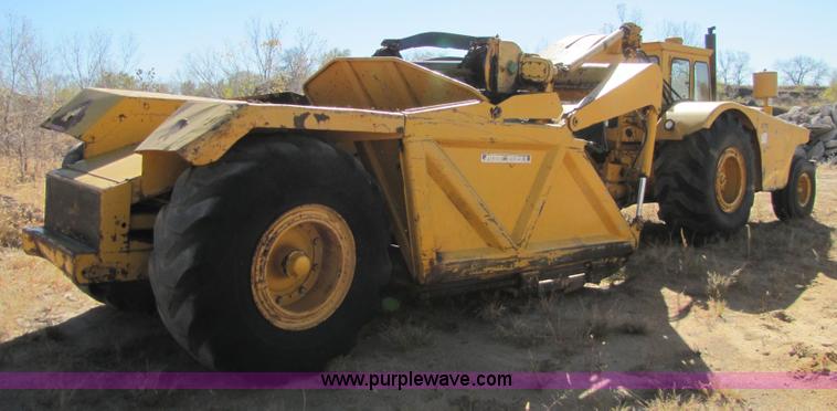 image for item 5160 1967 John Deere 7600 paddle scraper