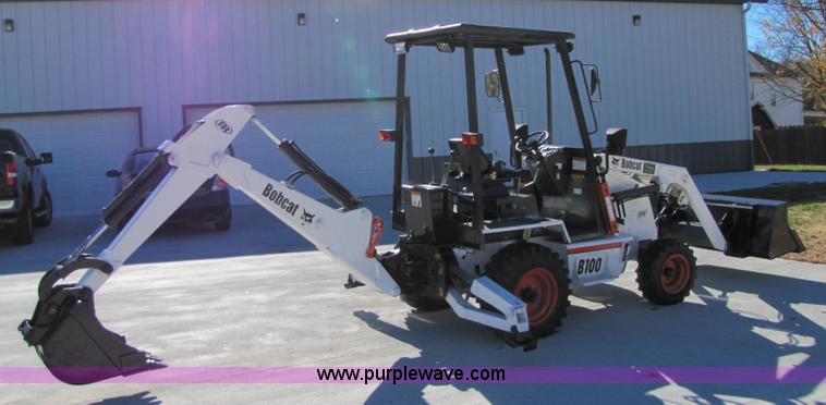 image for item 5231 2002 Bobcat B100 Turbo loader backhoe