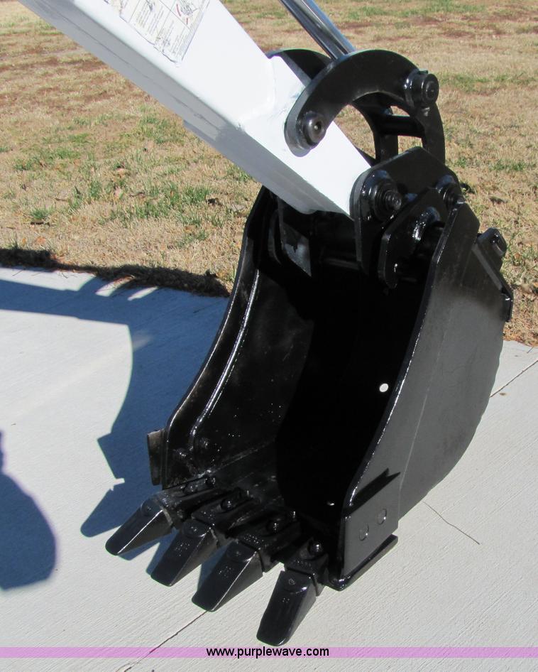 image for item 5231 2002 Bobcat B100 Turbo loader backhoe