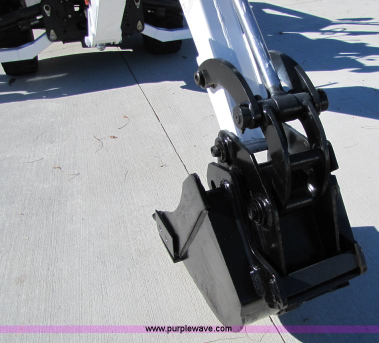 image for item 5231 2002 Bobcat B100 Turbo loader backhoe