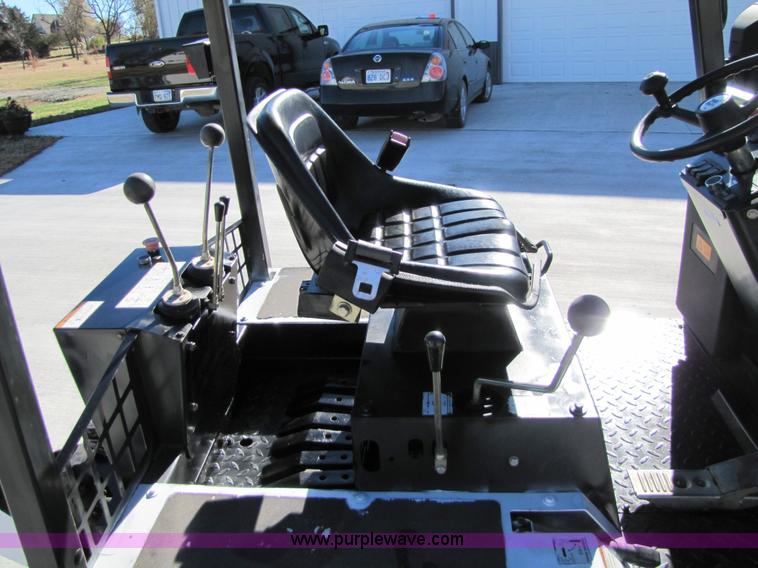 image for item 5231 2002 Bobcat B100 Turbo loader backhoe