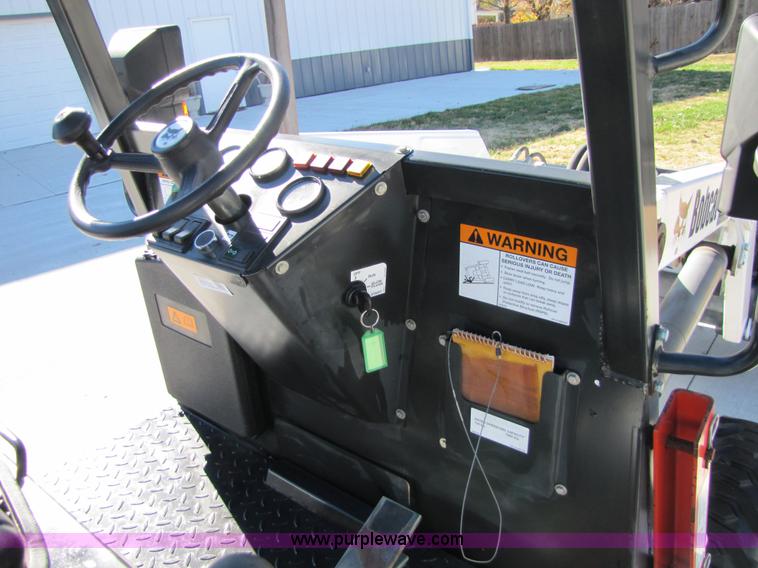 image for item 5231 2002 Bobcat B100 Turbo loader backhoe