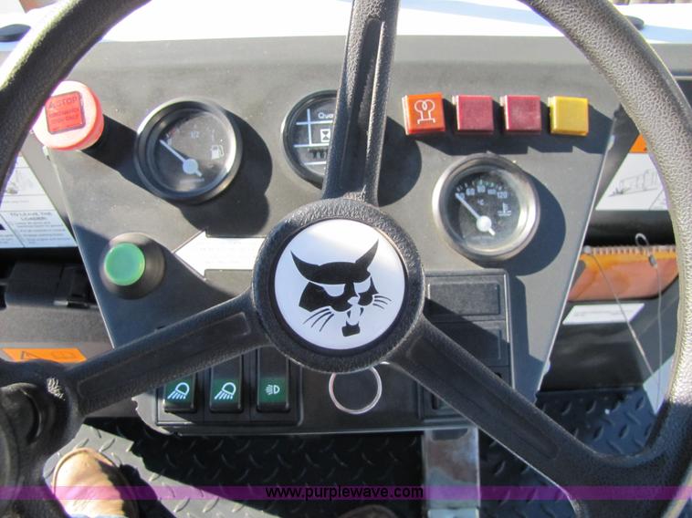 image for item 5231 2002 Bobcat B100 Turbo loader backhoe