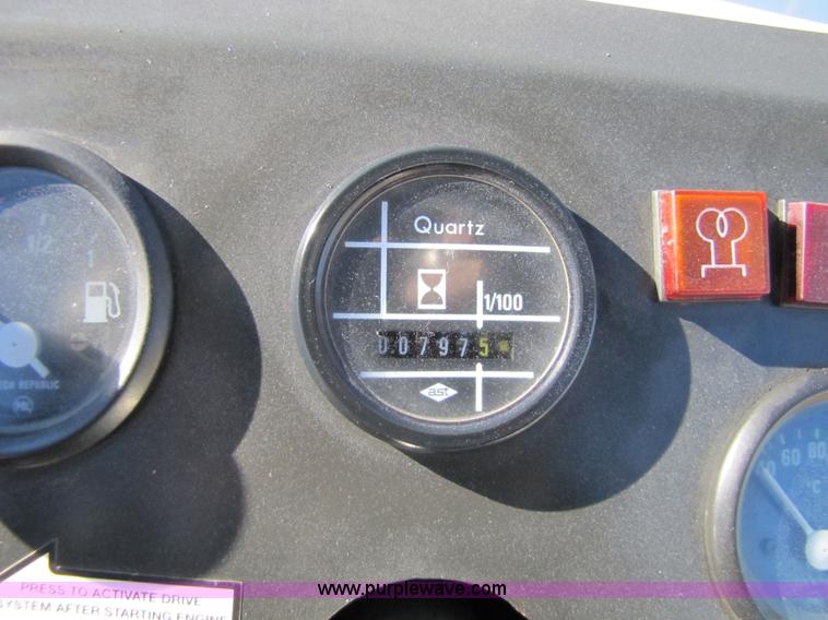 image for item 5231 2002 Bobcat B100 Turbo loader backhoe