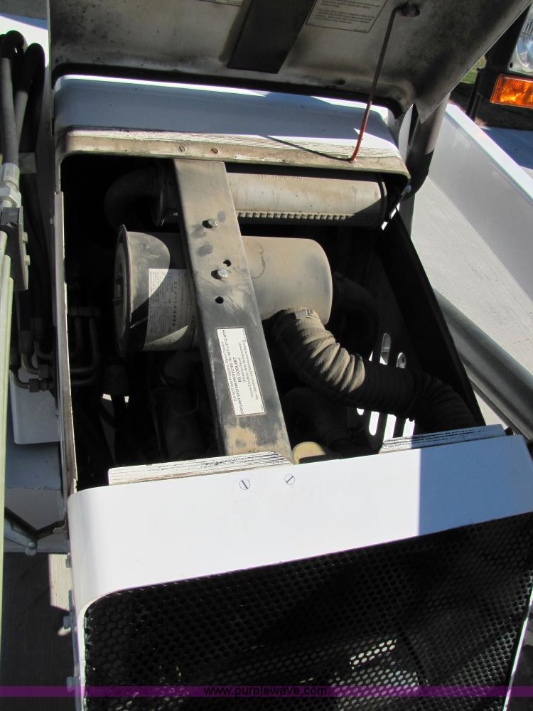 image for item 5231 2002 Bobcat B100 Turbo loader backhoe