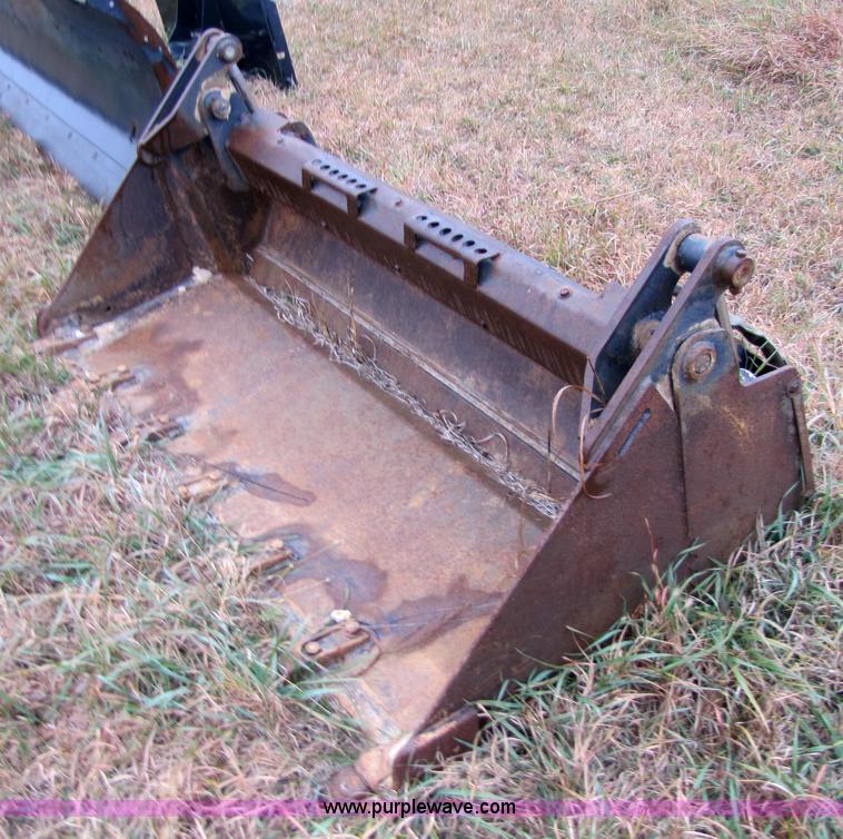image for item 5303 Bobcat 68 combo bucket