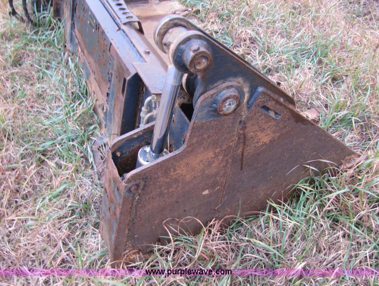 image for item 5303 Bobcat 68 combo bucket