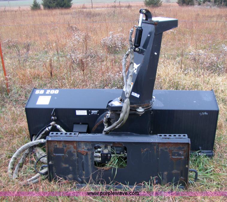 image for item 5306 2005 Bobcat SB200X72 snow blower