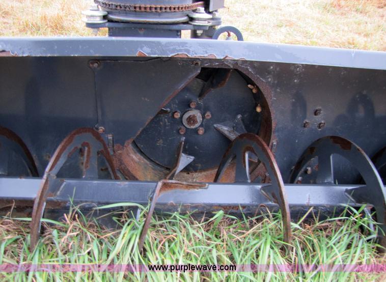 image for item 5306 2005 Bobcat SB200X72 snow blower