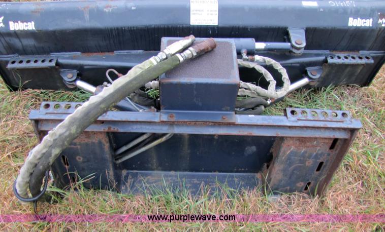 image for item 5307 2005 Bobcat 80 dozer blade