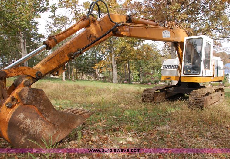 image for item 5549 1981 Drott Case 40CE excavator