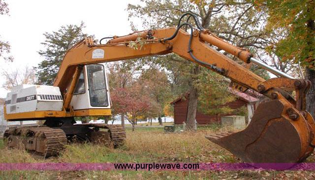 image for item 5549 1981 Drott Case 40CE excavator